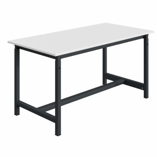 Établi réglable en hauteur par crémaillère